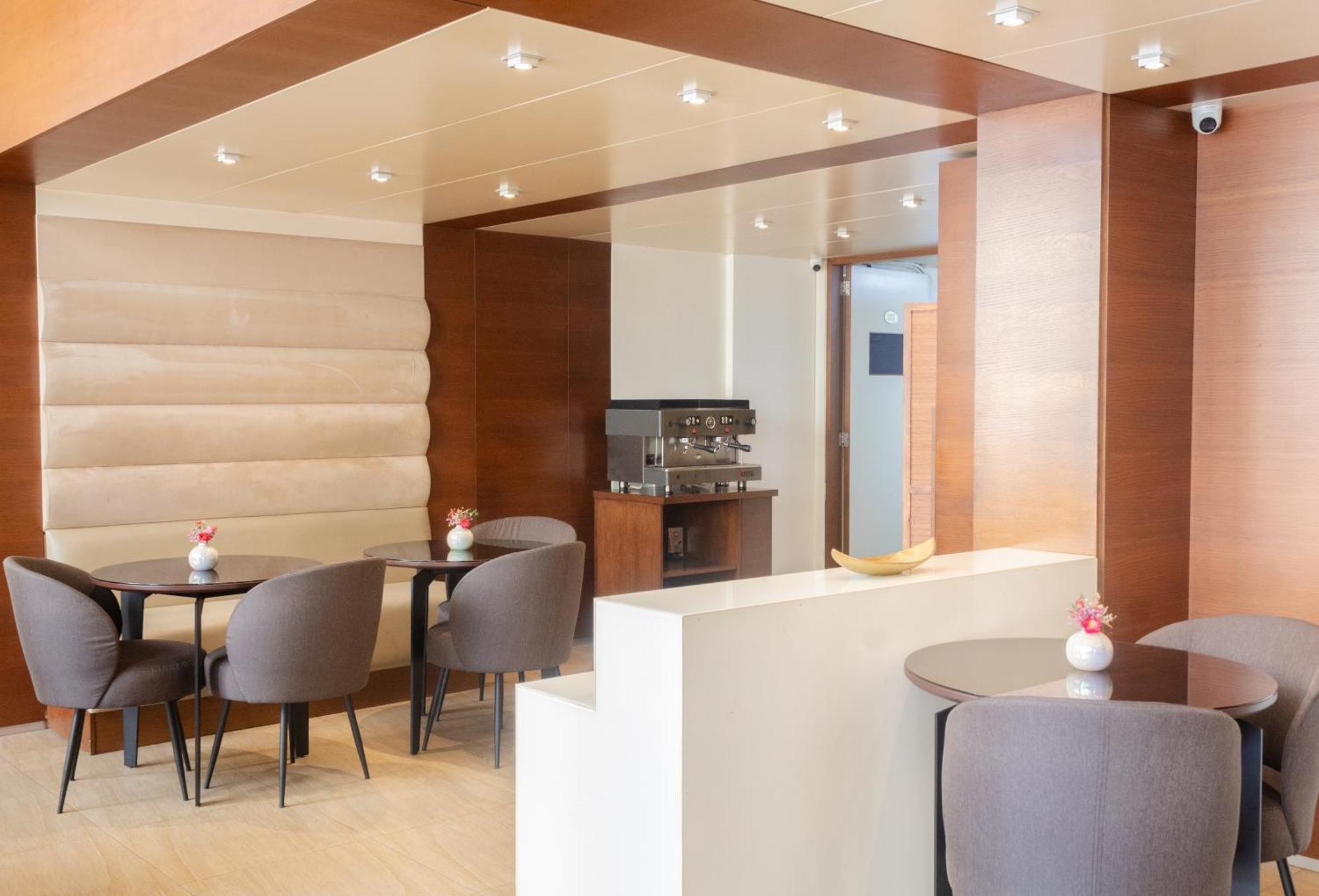 Britannia Suites Beirut Eksteriør bilde