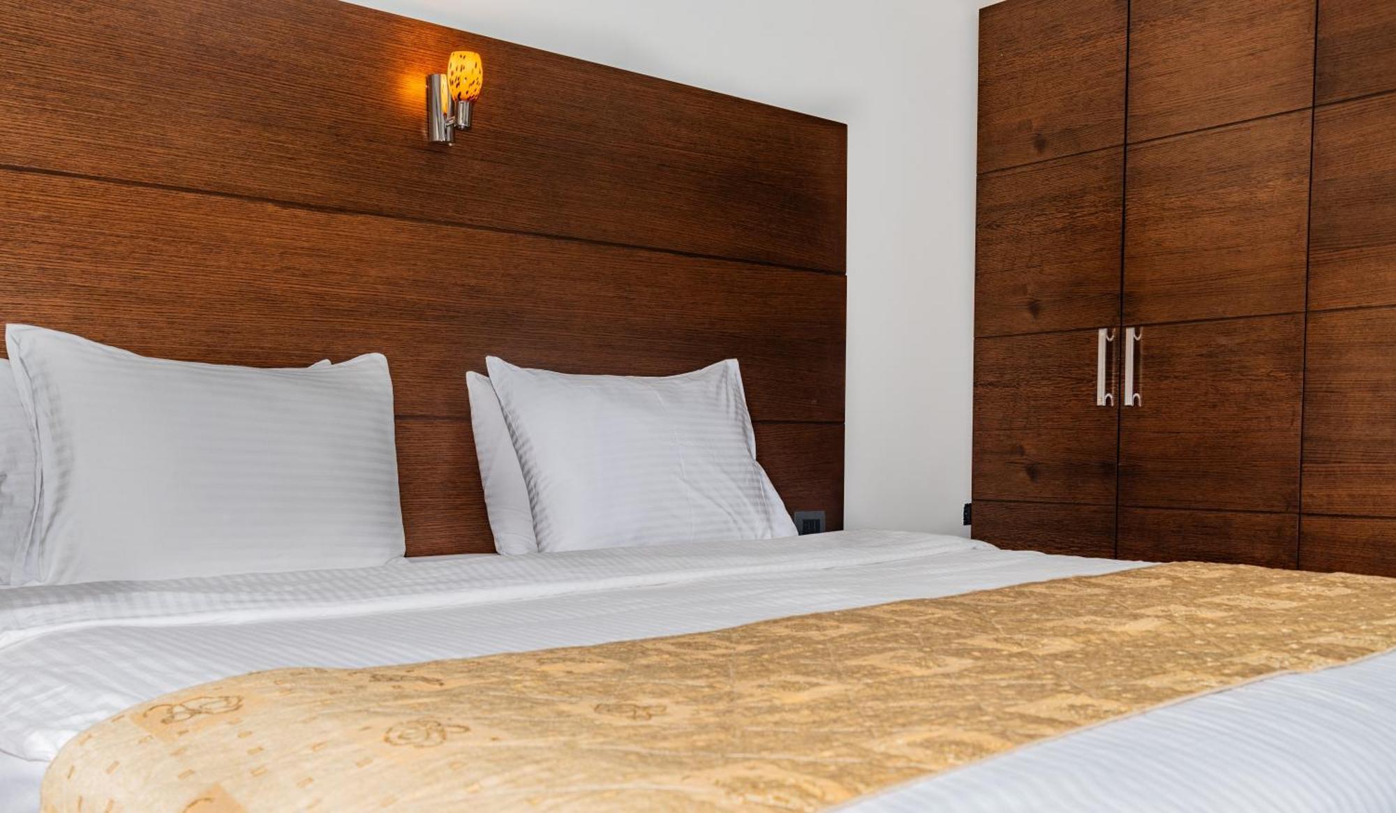 Britannia Suites Beirut Eksteriør bilde