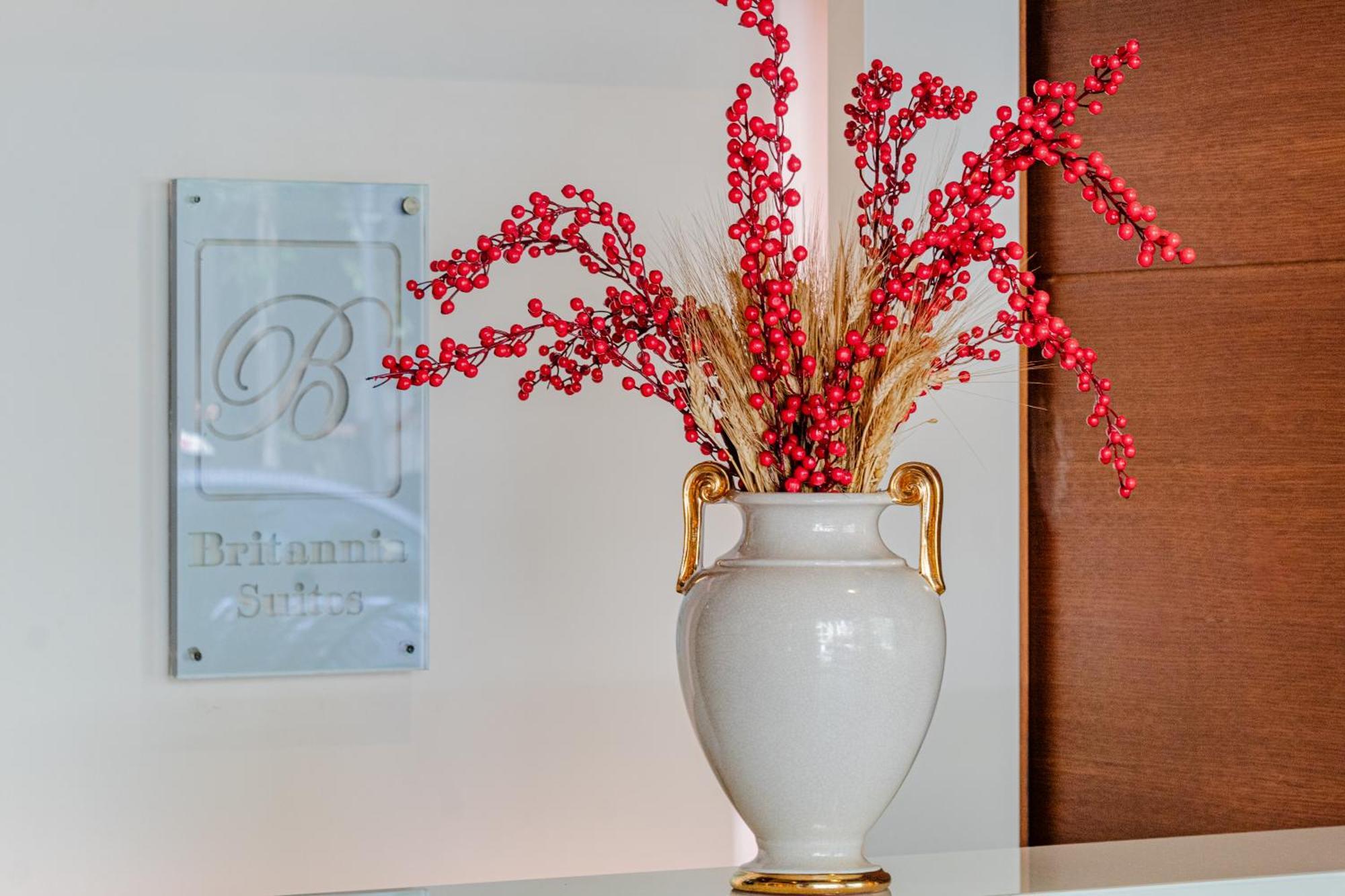 Britannia Suites Beirut Eksteriør bilde