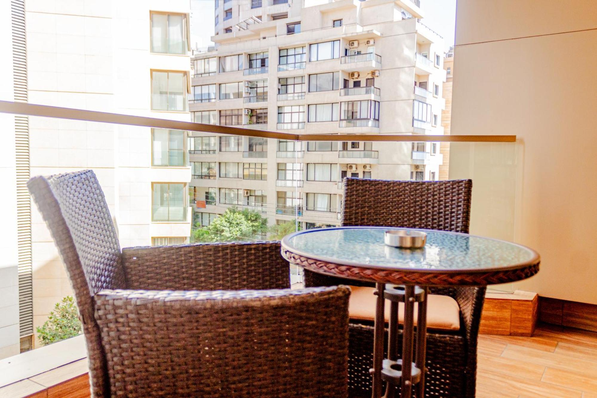 Britannia Suites Beirut Eksteriør bilde