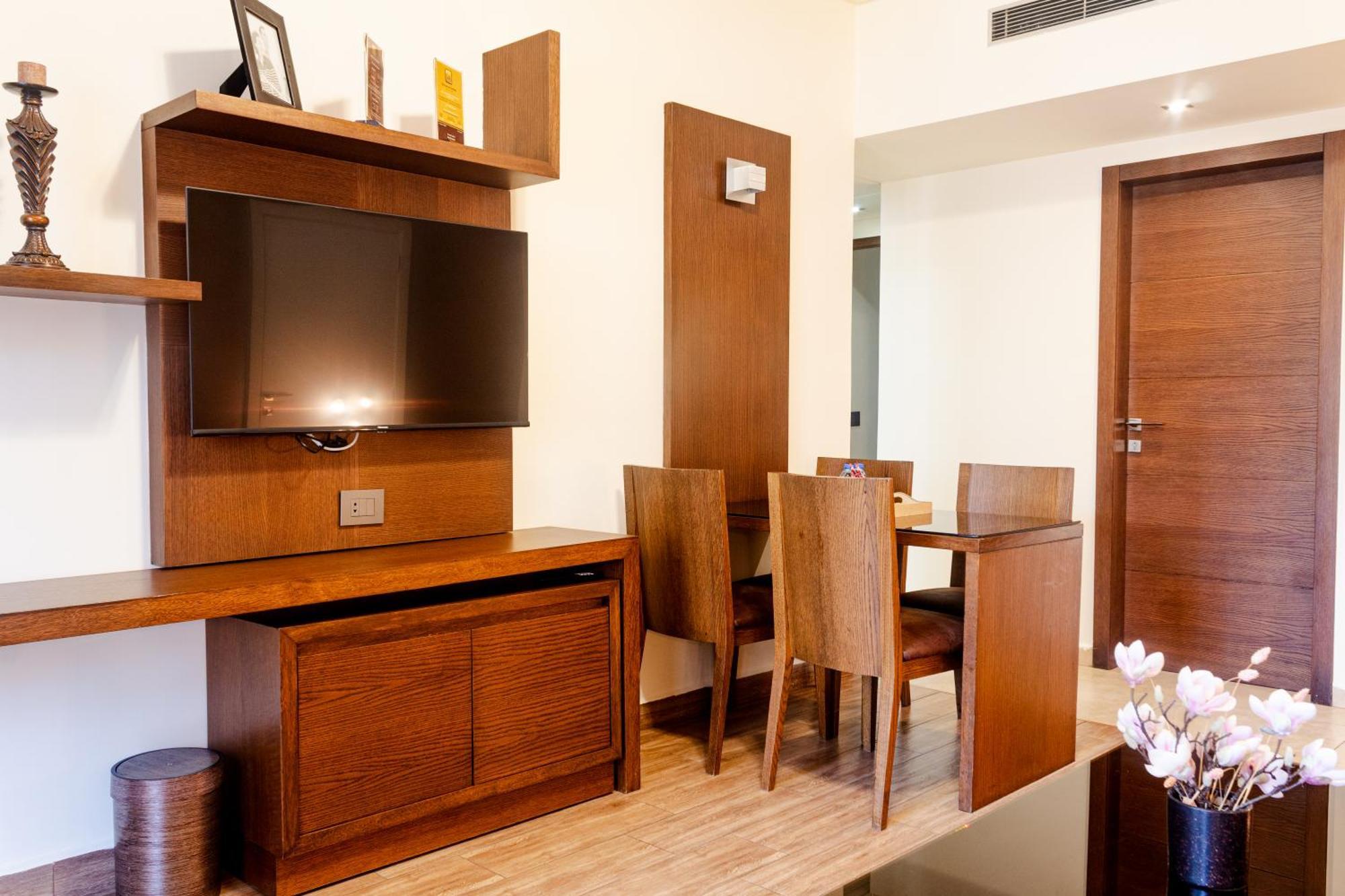Britannia Suites Beirut Eksteriør bilde