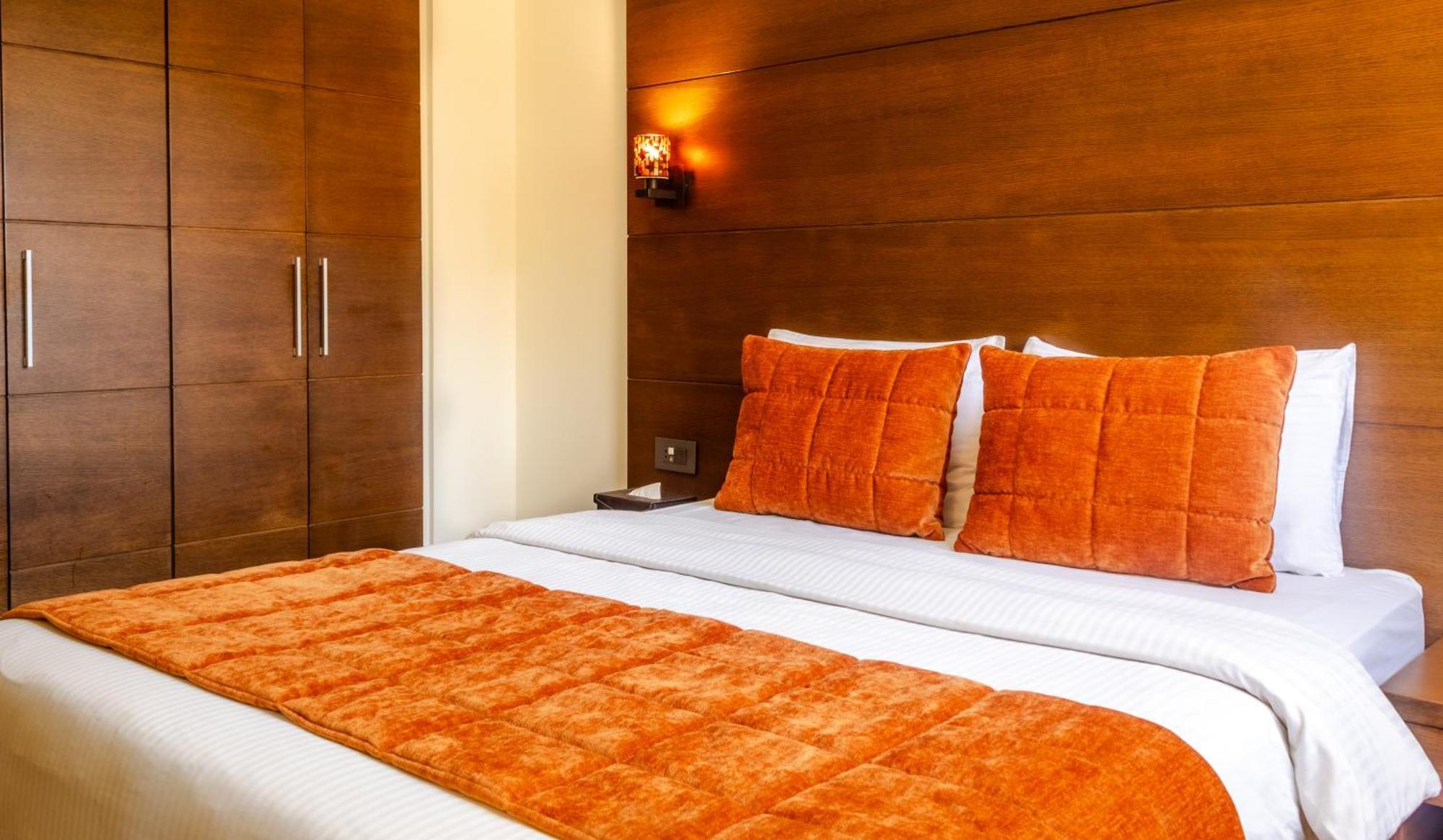 Britannia Suites Beirut Eksteriør bilde