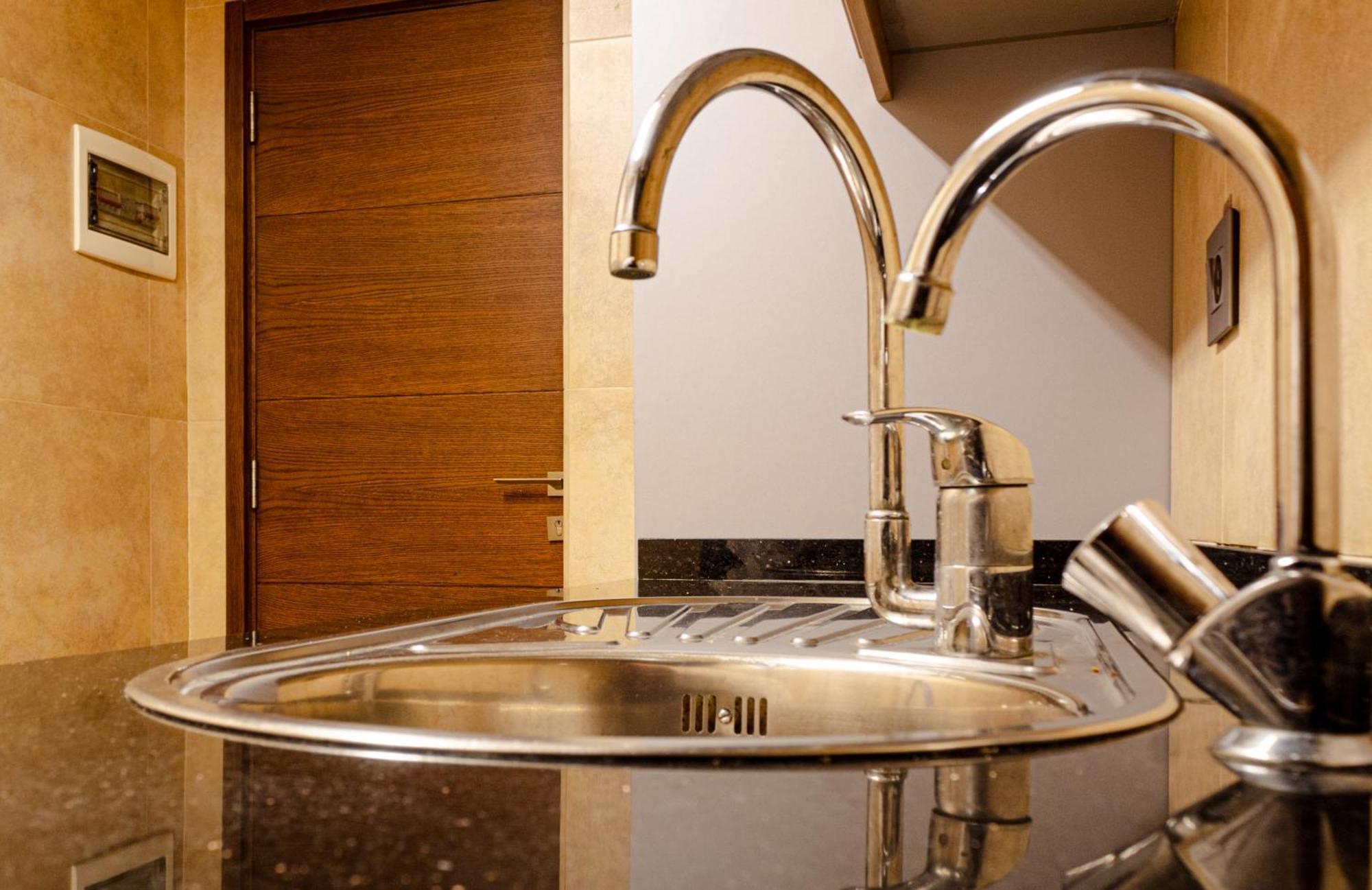 Britannia Suites Beirut Eksteriør bilde