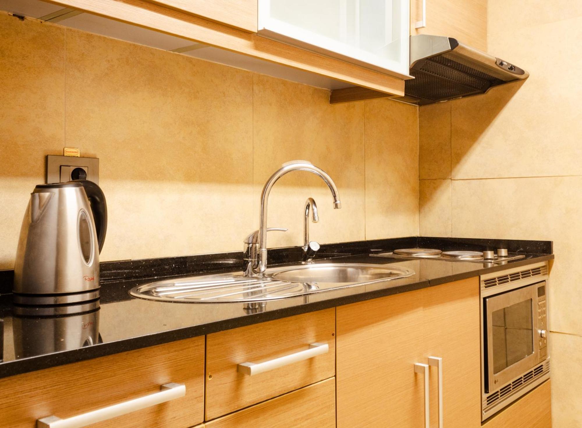 Britannia Suites Beirut Eksteriør bilde