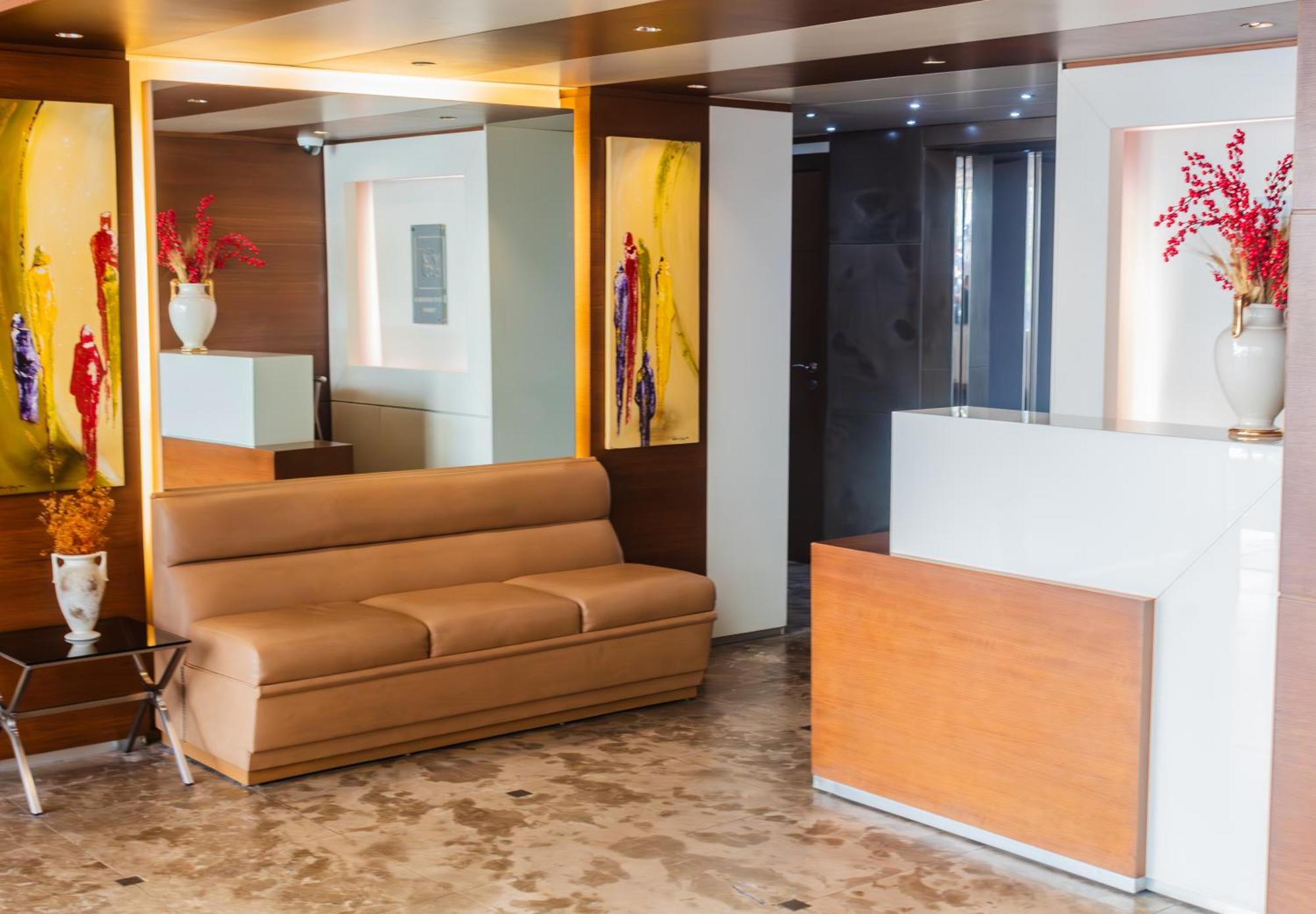 Britannia Suites Beirut Eksteriør bilde