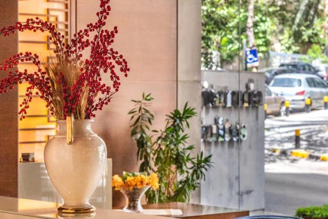 Britannia Suites Beirut Eksteriør bilde