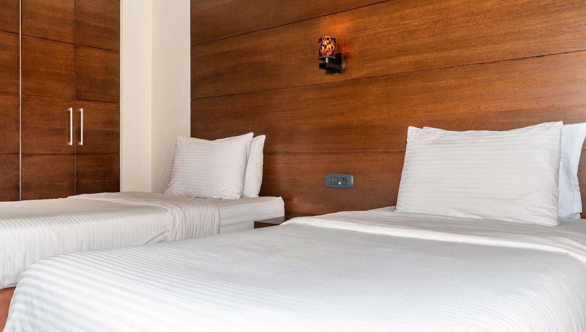 Britannia Suites Beirut Eksteriør bilde