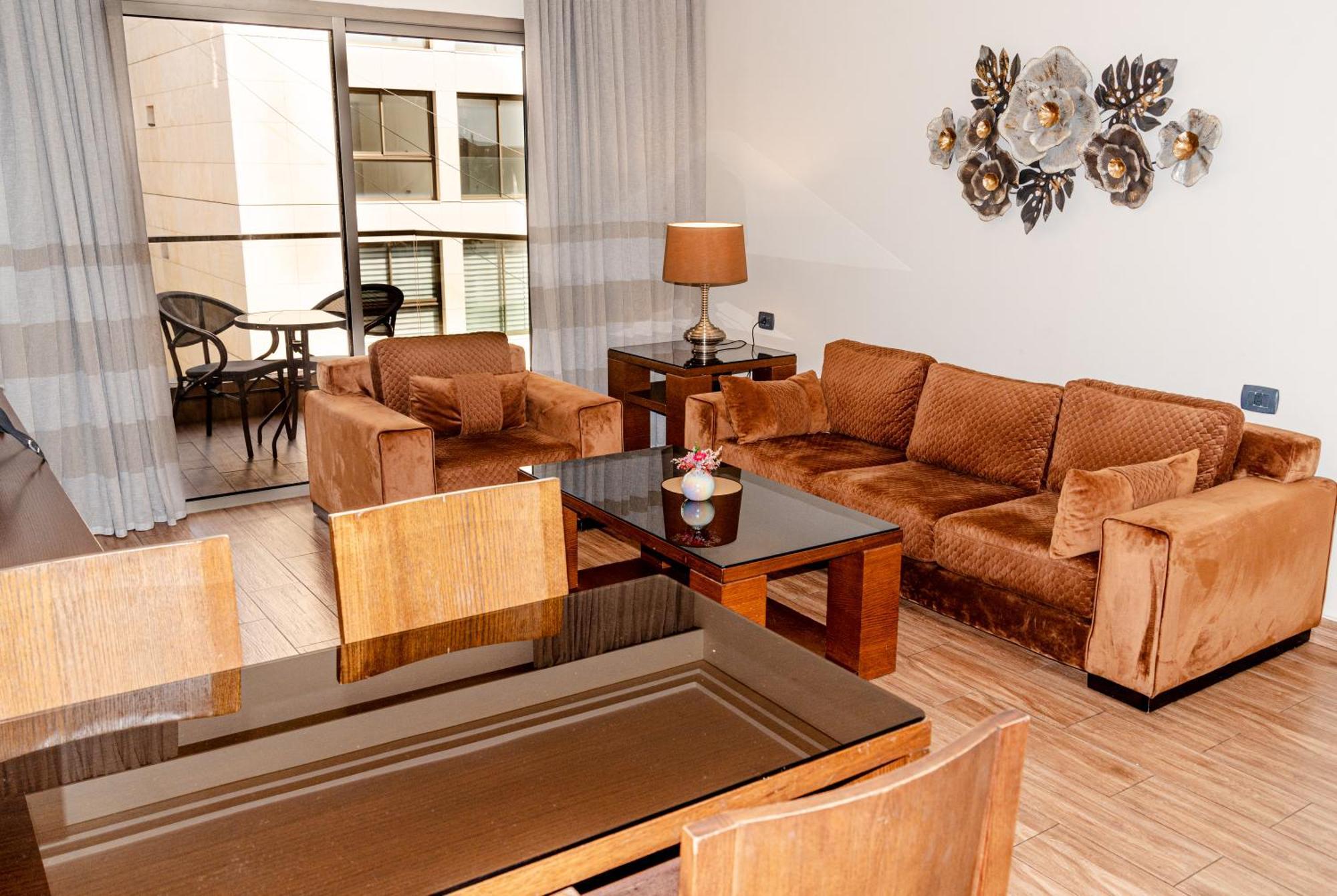 Britannia Suites Beirut Eksteriør bilde